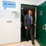 El presidente de la Junta, Alfonso Fernández Mañueco, en una reciente visita al Centro de Ciberseguridad de la Industria 4.0 de Telefónica en León, de mano del Incibe
