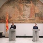 El presidente catalán, Quim Torra, y el vicepresidente del Govern, Pere Aragonès, en el Palau de la Generalitat.