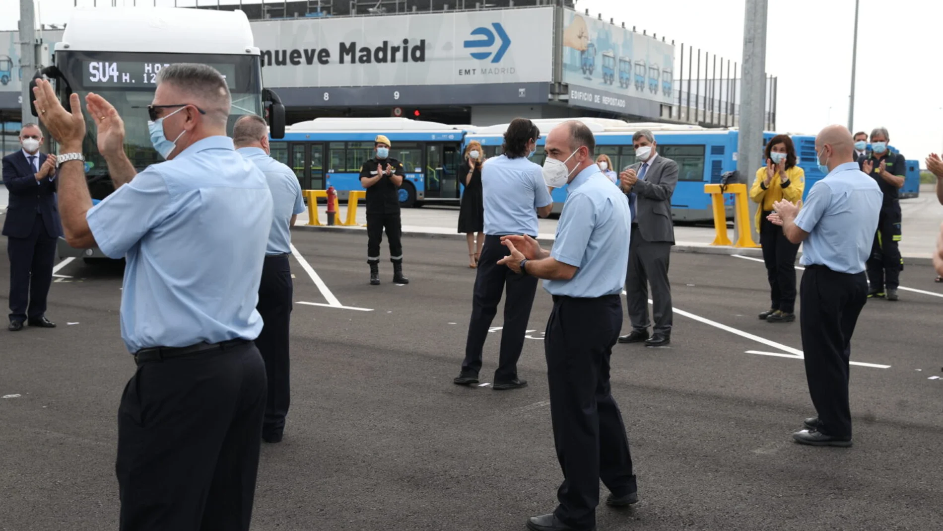 Las líneas de voluntarios de la EMT para hacer frente a las necesidades de traslado de sanitarios han involucrado a 140 conductores