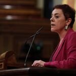 La portavoz de EH Bildu, Mertxe Aizpurua, durante su intervención en el pleno del Congreso que vota este miércoles la última prórroga del estado de alarma.