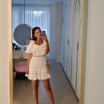 Paula Echevarría y el look para la primera cena con amigas en esta fase 1 de la desescalada en Madrid.