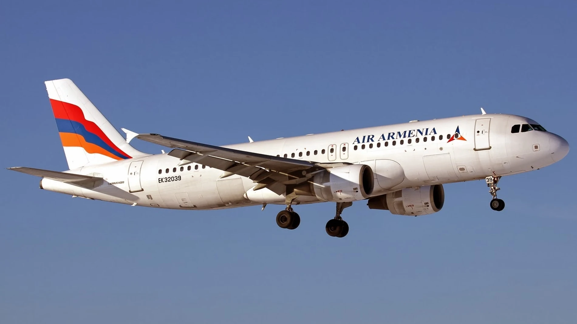 Avión de la compañía Air Armenia, una de las aerolíneas vetadas por la UE