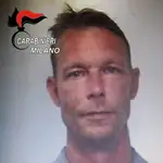 - (-), 05/06/2020.- A handout photo made available by the Milan branch of Italy&#39;s Carabinieri police force shows an undated photograph of 43-year-old German convict Christian Brueckner, whom investigators are treating as the main suspect in the as-yet-unsolved case of the 2007 disappearance of British child Madeleine McCann in Portugal (issued 05 June 2020). German prosecutors said they were investigating whether Brueckner might also be linked to another missing child case in Germany. The McCann family was vacationing in the southern Portuguese Algarve region when Madeleine vanished without a trace a few days shy of her fourth birthday on 03 May 2007 from the bedroom where she was sleeping together with her two younger twin brothers. The girl&#39;s disappearance received global media attention at the time; 13 years later, new leads have prompted German police to name Brueckner, who is currently imprisoned for unrelated crimes, as a new susp