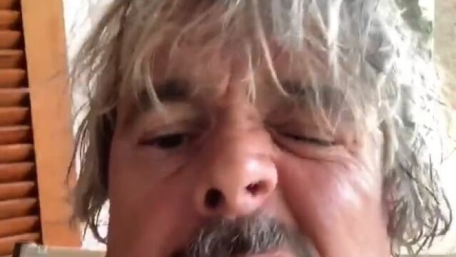 Juan Muñoz durante el vídeo de Twitter