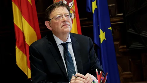 El presidente de la Generalitat, Ximo Puig, participa en la reunión por videoconferencia del presidente del Gobierno, Pedro Sánchez, con los presidentes y las presidentas de las comunidades autónomas para tratar la crisis del coronavirus