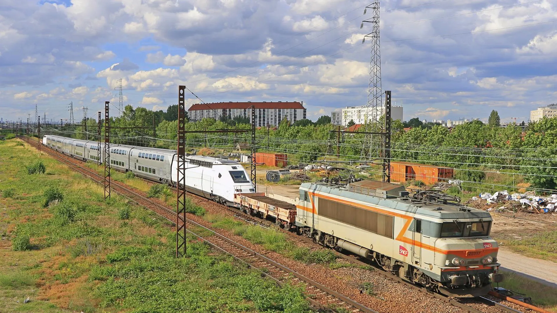 Transporte del primer tren con el SNCF operará en España