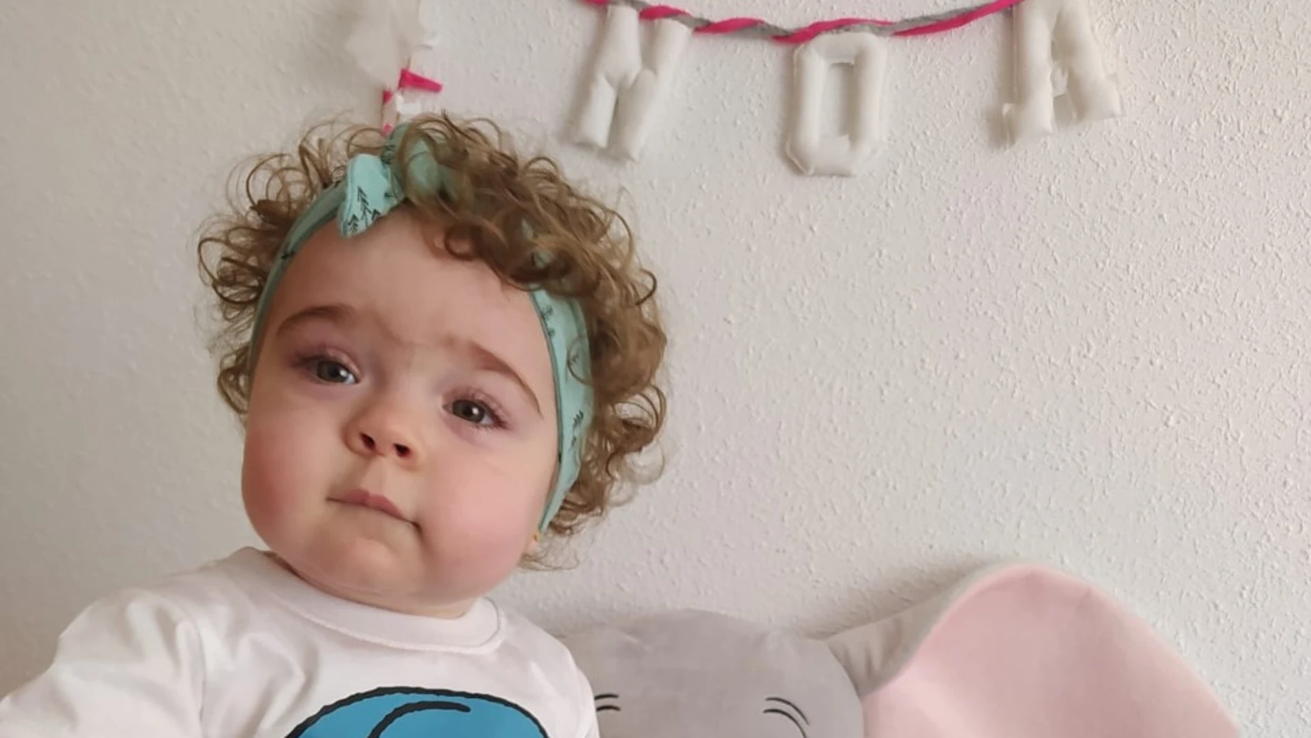 Noa, un bebé de 14 meses con una enfermedad pulmonar rara, ha superado la covid y muestra que los niños están más protegidos ante esta enfermedad