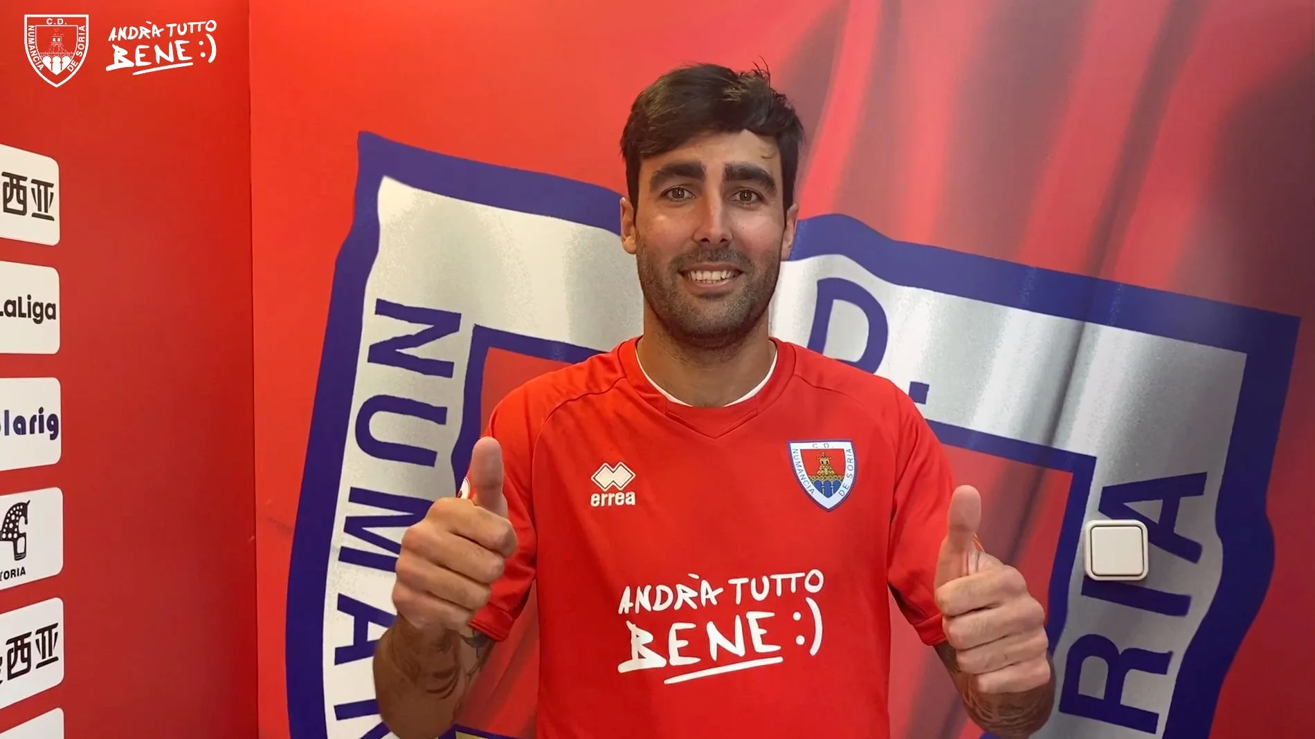 Escassi con el mensaje de esperanza en italiano