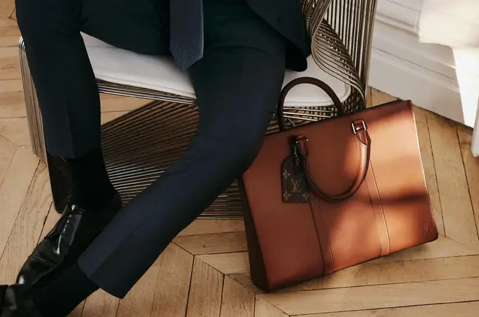 El maletín masculino de Louis Vuitton se reinventa para los hombres de negocios