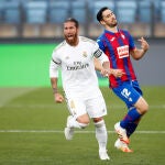 Sergio Ramos celebra su gol en el Real Madrid-Eibar