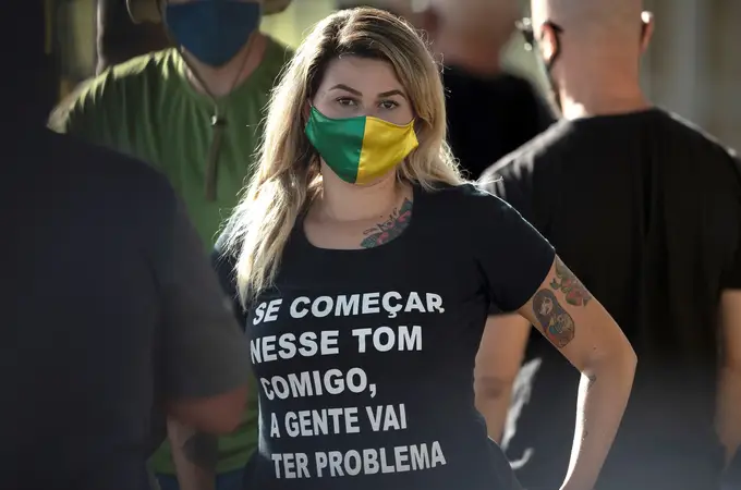 De fundadora de “Femen” en Brasil a bolsonarista: así es Sara Winter