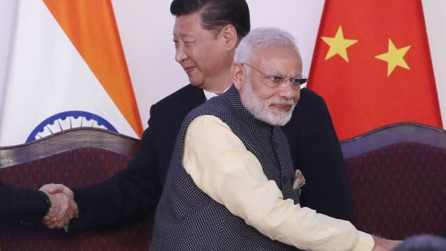 El primer ministro indio Narendra Modi, y el presidente chino Xi Jinping en una imagen de archivo de 2016