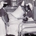 Dos enfermeras del Hospital Infantil de Bradford en 1962