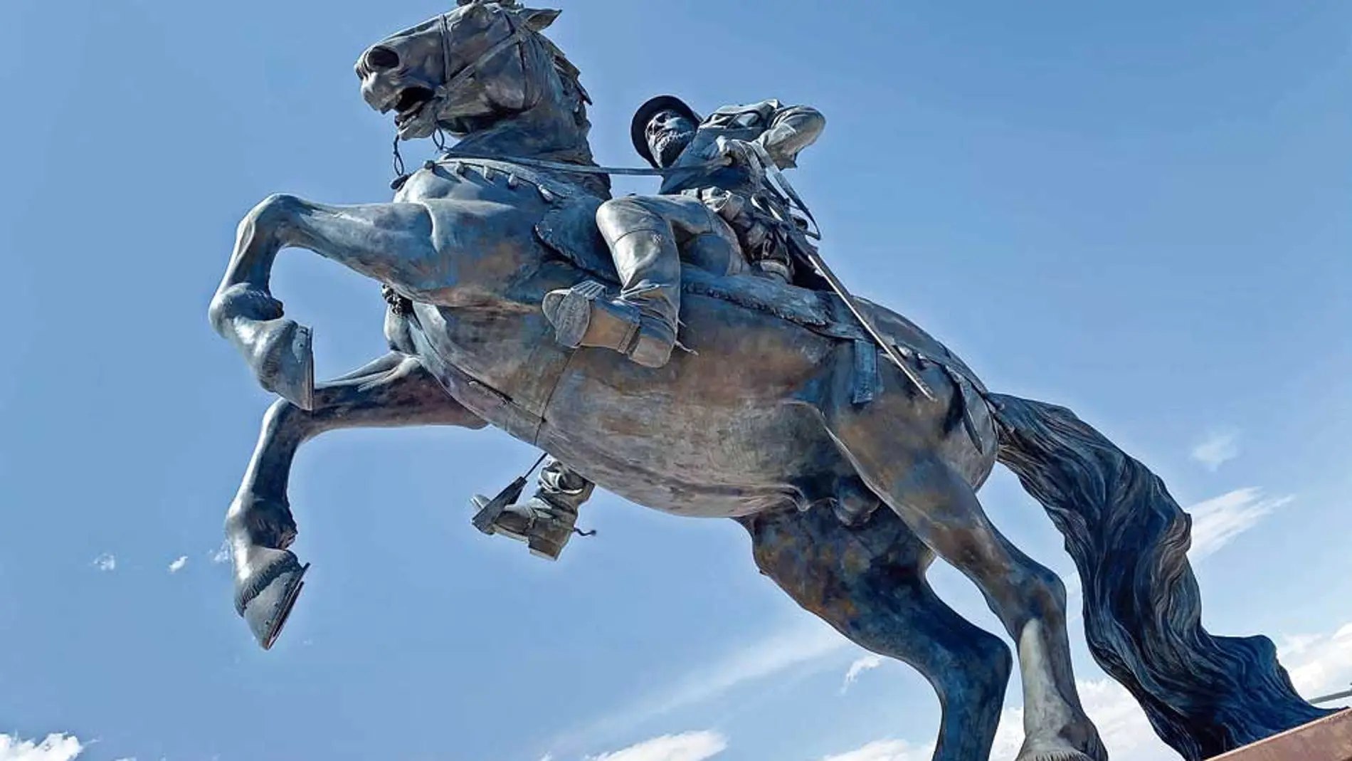 ¿Quién fue Juan de Oñate, la última escultura en caer?