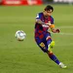  Así defiende el Sevilla las faltas que lanza Messi