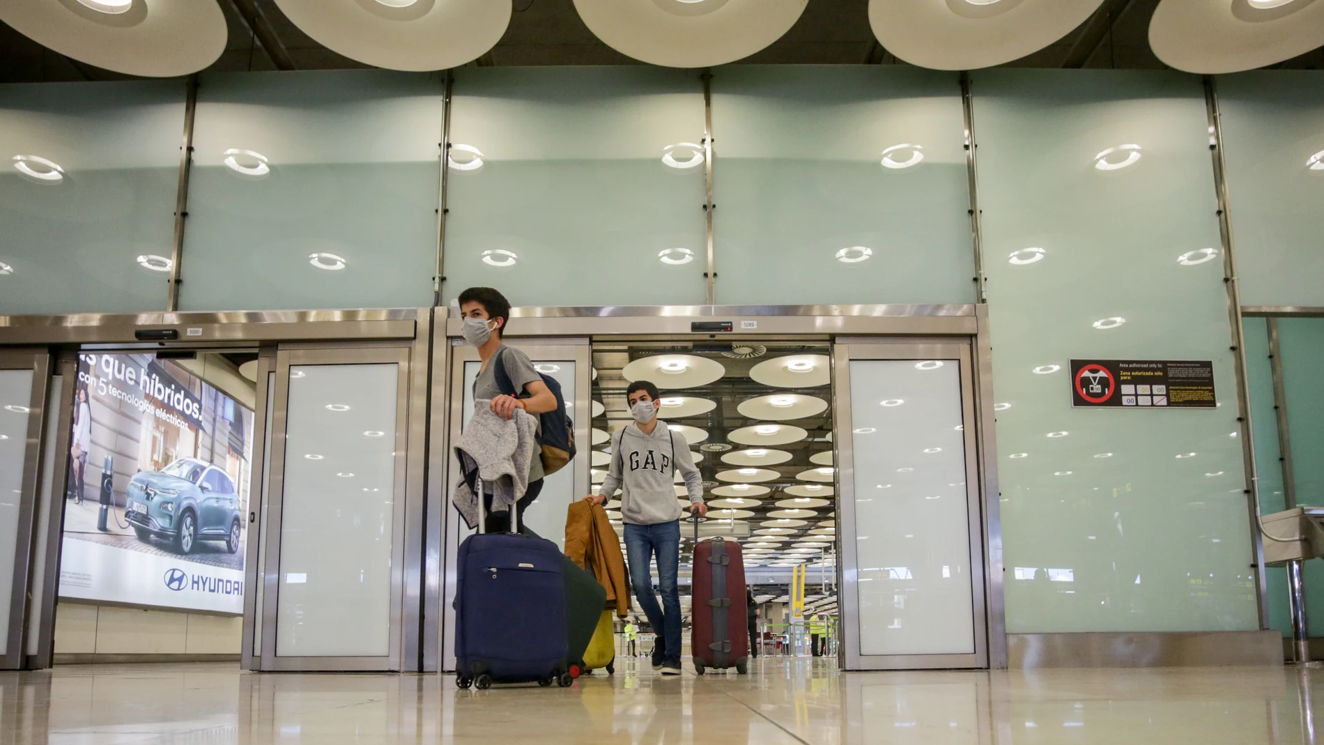 El Aeropuerto de Barajas estrena nuevas medidas de control tras el fin del estado de alarma