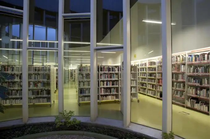 Las bibliotecas de la Comunidad de Madrid abren este martes sin cita previa y con aforo reducido