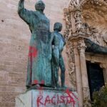 Pintada en la Estatua de Junípero Serra en Palma