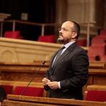 El líder del PP de Catalunya, Alejandro Fernández, en el pleno del Parlament del 3 de junio.PARLAMENT03/06/2020