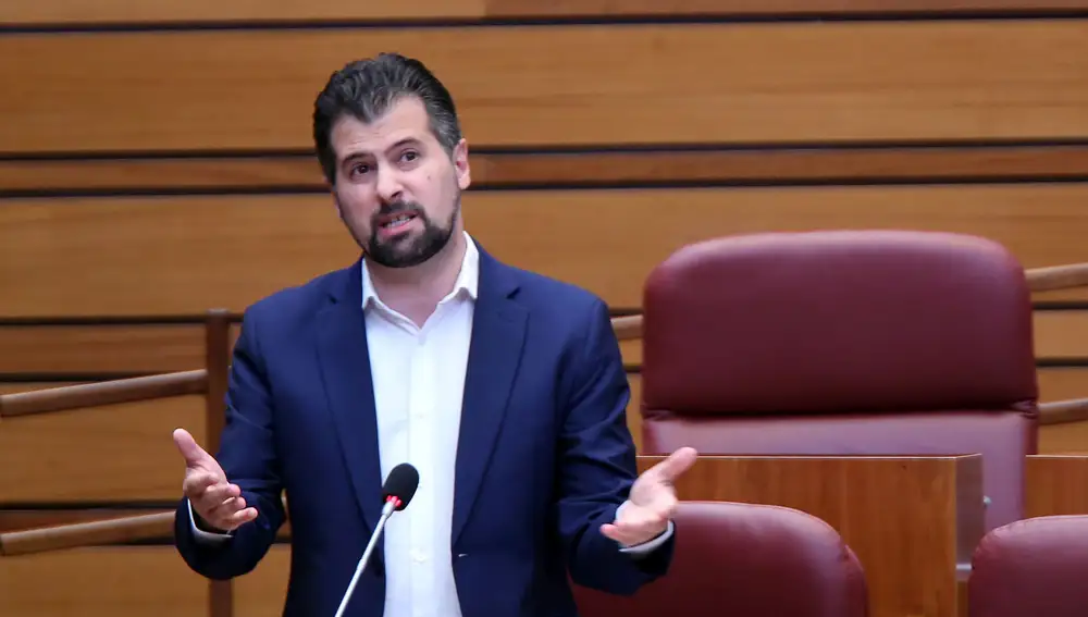 El socialista Luis Tudanca, durante su cara a cara con Fernández Mañueco