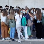 Estudiantes de Navarra se preparan en Pamplona para comenzar las pruebas de acceso a la Universidad, EVAU o EBAU según comunidades
