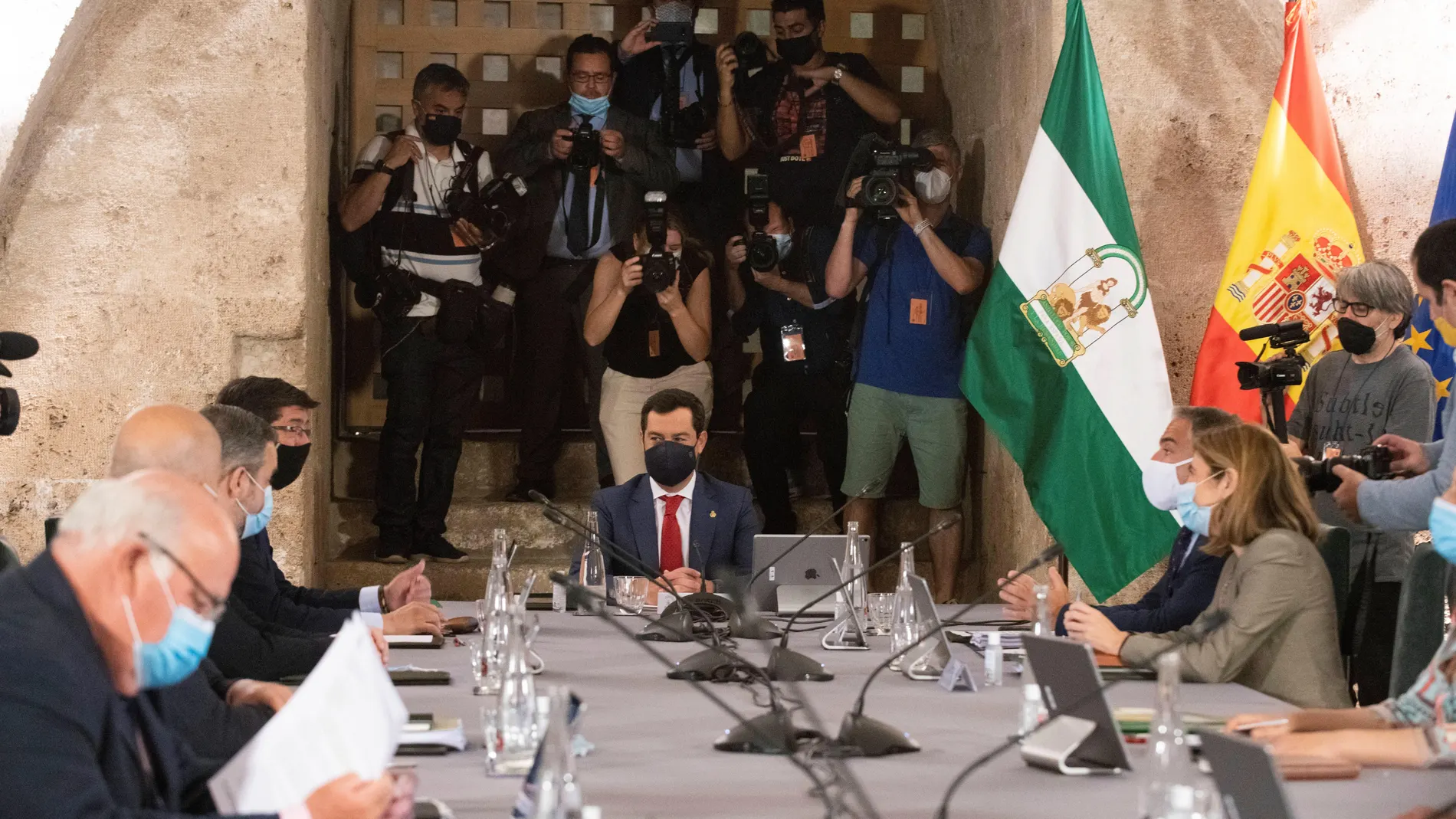 Consejo de Gobierno en la Alhambra de Granada conmemora 150 años BIC