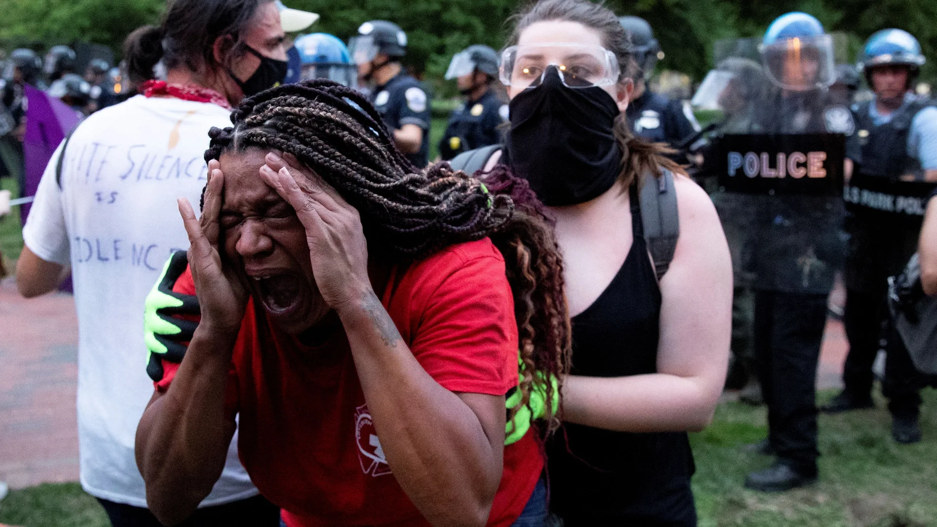 Enfrentamientos entre policías y manifestantes en Washington DC