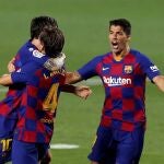 Leo Messi, Ivan Rakitic y Luis Suárez celebran el único gol anotado ante el Athletic