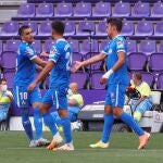 Arambarri, Hugo Duro y Jaime Mata celebran el gol marcado por el Getafe en Valladolid en el regreso de la Liga