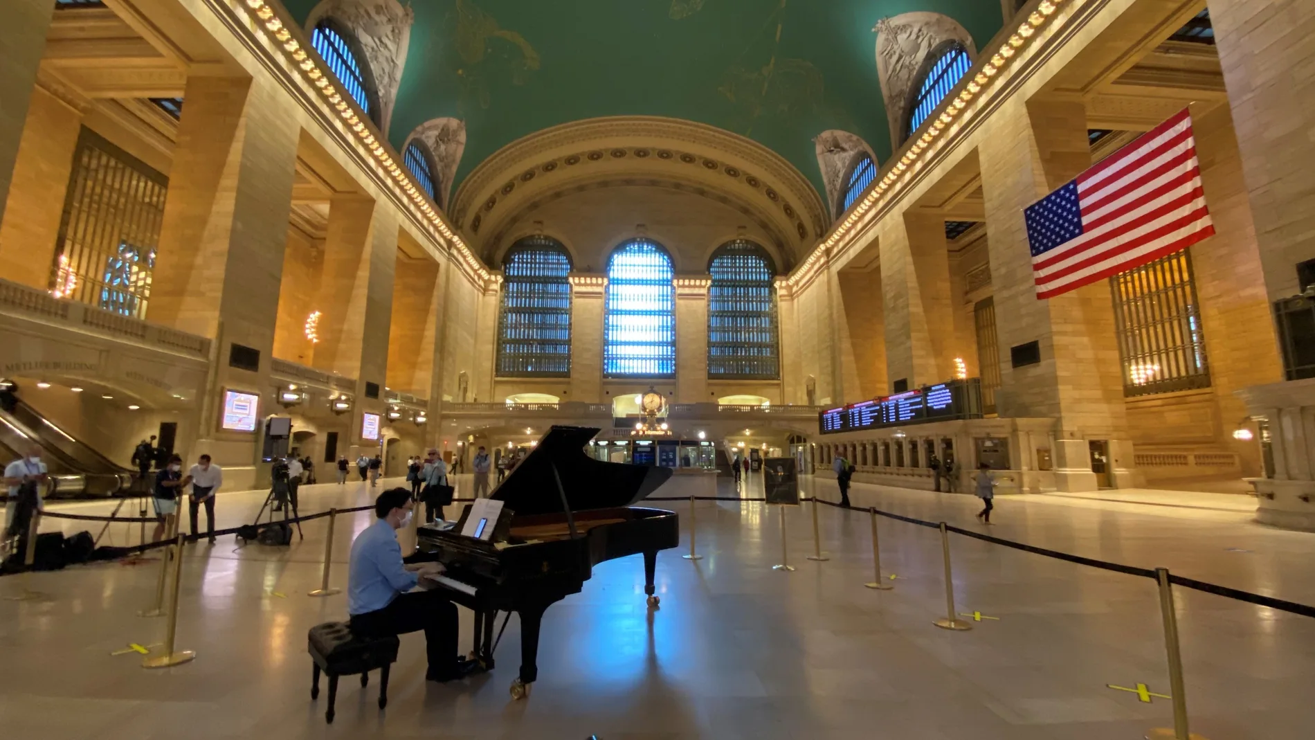 La Grand Central de Nueva York celebra la reapertura con concierto de piano