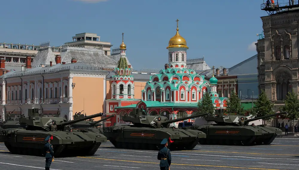 Tanques T-14 de la Armada rusa