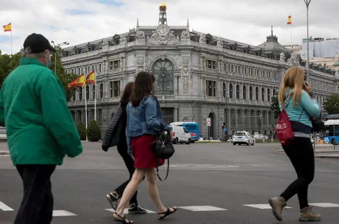 El Banco de España avisa de que las agencias de rating seguirán con sus bajadas de calificación crediticia