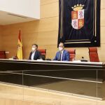 El presidente de las Cortes, Luis Fuentes, preside el órgano de control del Parlamento junto al vicepresidente Francisco Vázquez