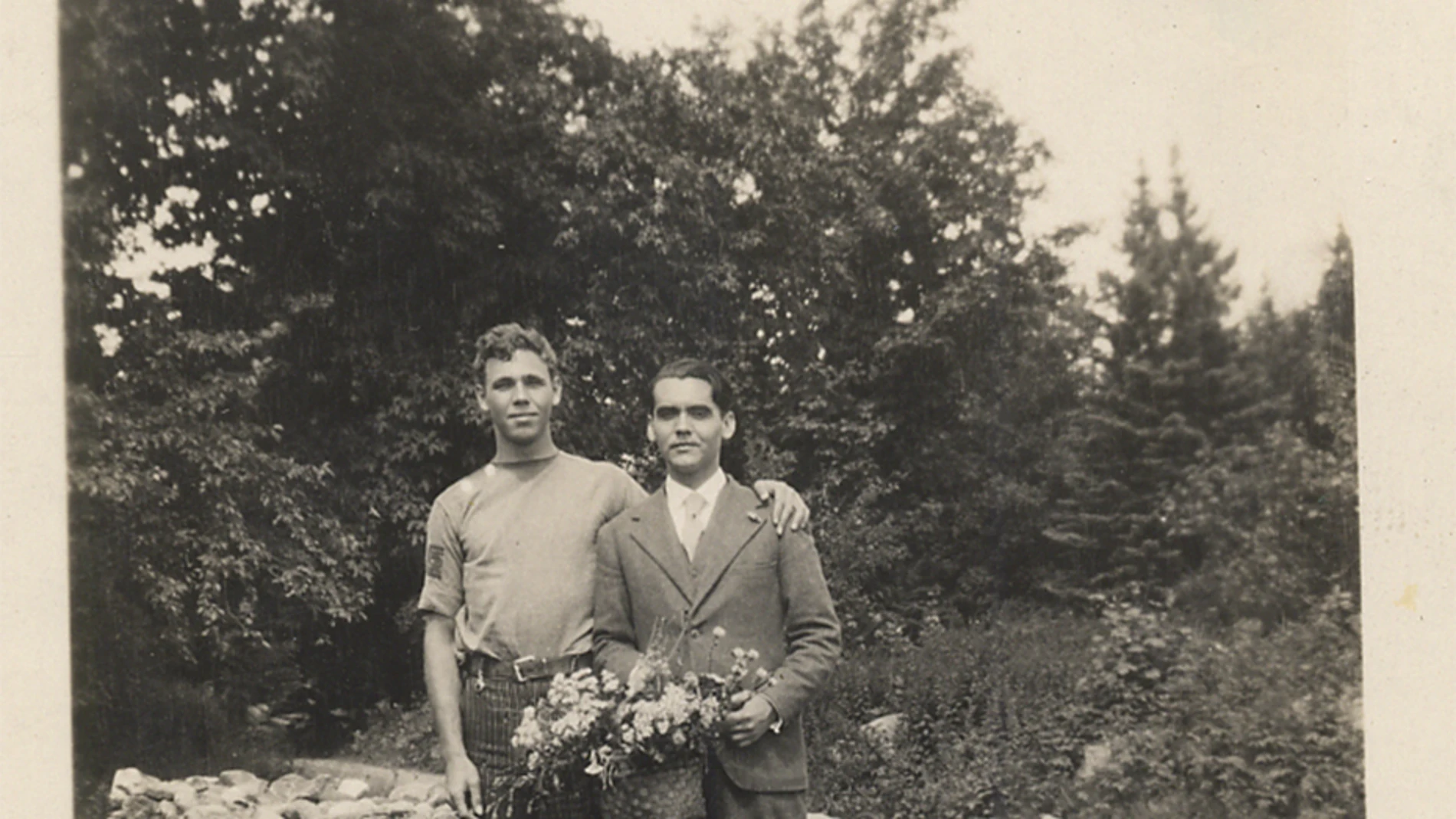 Philip Cummings y Federico García Lorca en 1929. Cummings destruyó un manuscrito autobiográfico del poeta granadino