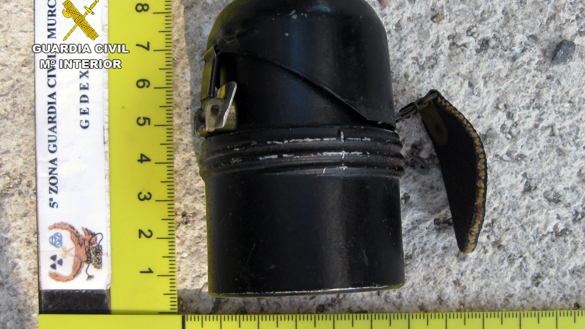 Sucesos.- La Guardia Civil desactiva una granada de mano de la guerra civil en una vivienda de Alquerías (Murcia)