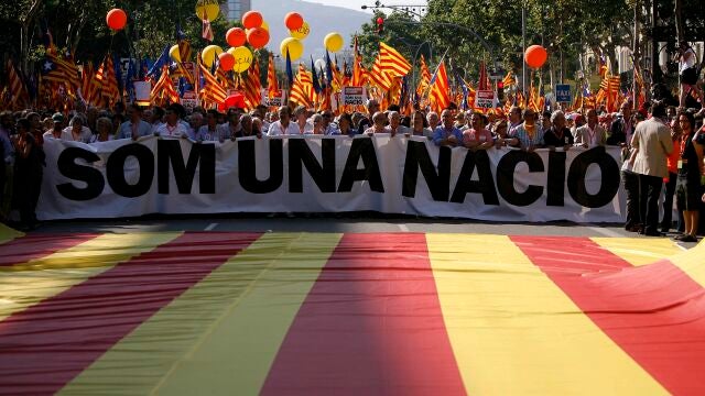 Manifestación en Barcelona en contra la sentencia del Estatuto de Barcelona