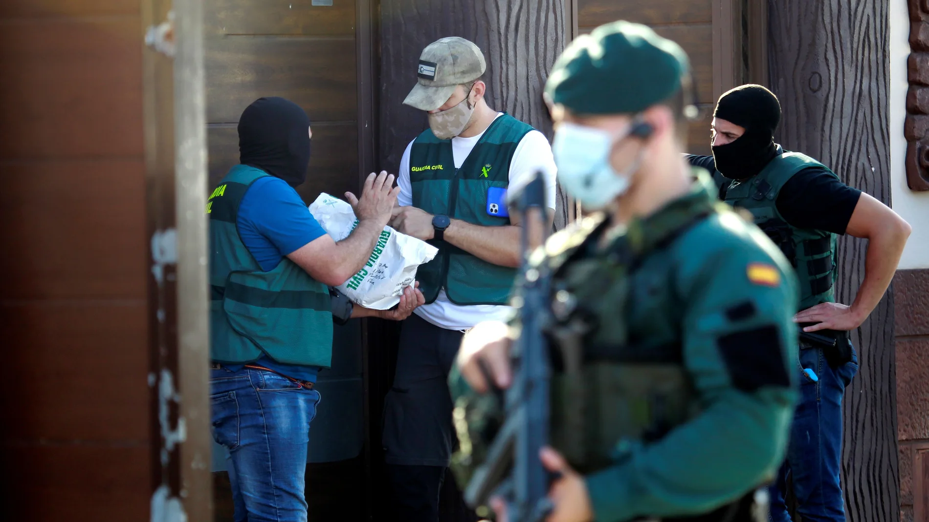 32 detenidos en la mayor operación contra el blanqueo en La Línea (Cádiz)