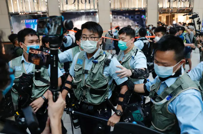 Ley de seguridad en Hong Kong: China introduce su Policía y la cadena perpetua 