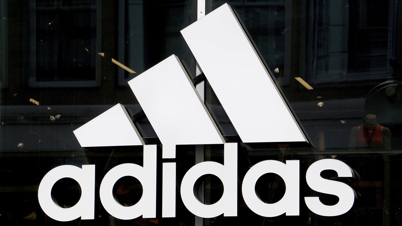 Adidas loses legal battle against Scalpers for alleged imitation of sneakers