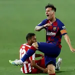 Messi se lamenta en el partido contra el Atlético