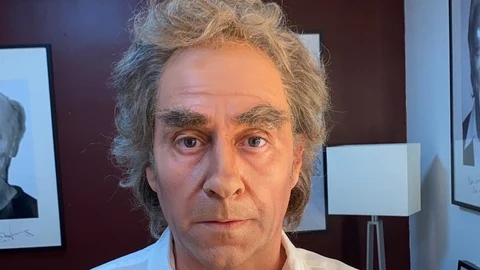 Carlos Latre imita a Fernando Simón