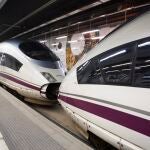 Trenes AVE en una estaciónRENFE03/07/2020