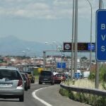 Estado del tráfico en la carretera A1, en sentido salida de Madrid, este viernes