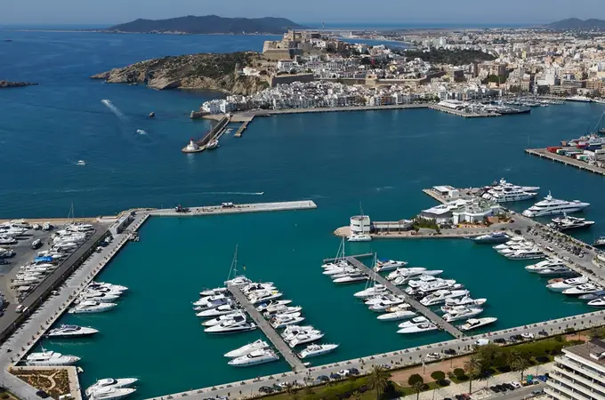 Marina Ibiza, el lugar predilecto de los yates de lujo (y de sus propietarios)