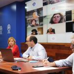 Imagen de la reunión de Violante Tomás con los concejales de Atención Social del PPRM