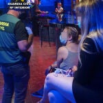 La Guardia Civil desarticula una trama delictiva relacionada con el tráfico de drogas y la prostitución