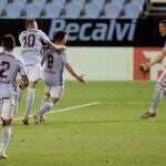 Los jugadores del Celta de Vigo celebran el tanto del 1-1 contra el Atlético