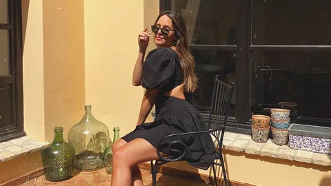 Rocío Osorno tiene el vestido negro de verano con la espalda más bonita.