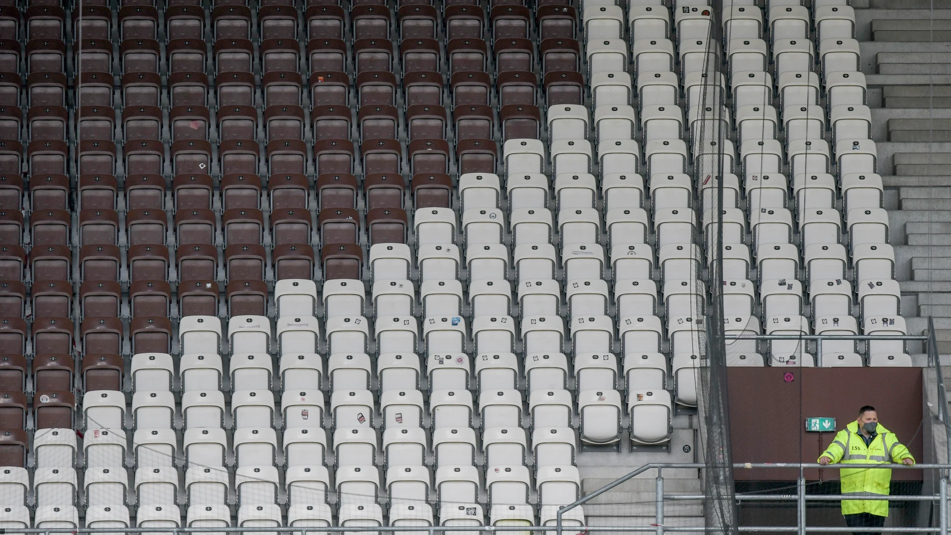 Fútbol.- Los hinchas alemanes rechazan la apertura parcial de los estadios