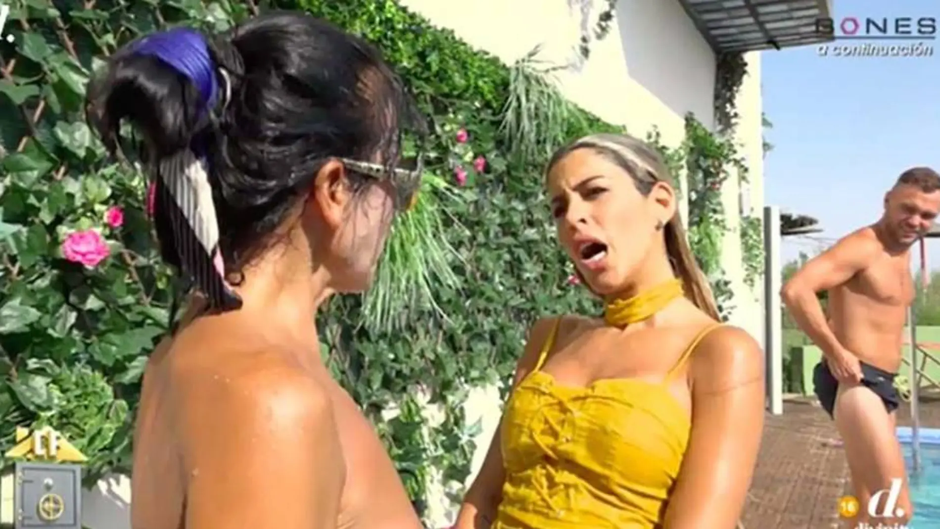 Oriana Marzoli discute con Maite Galdeano